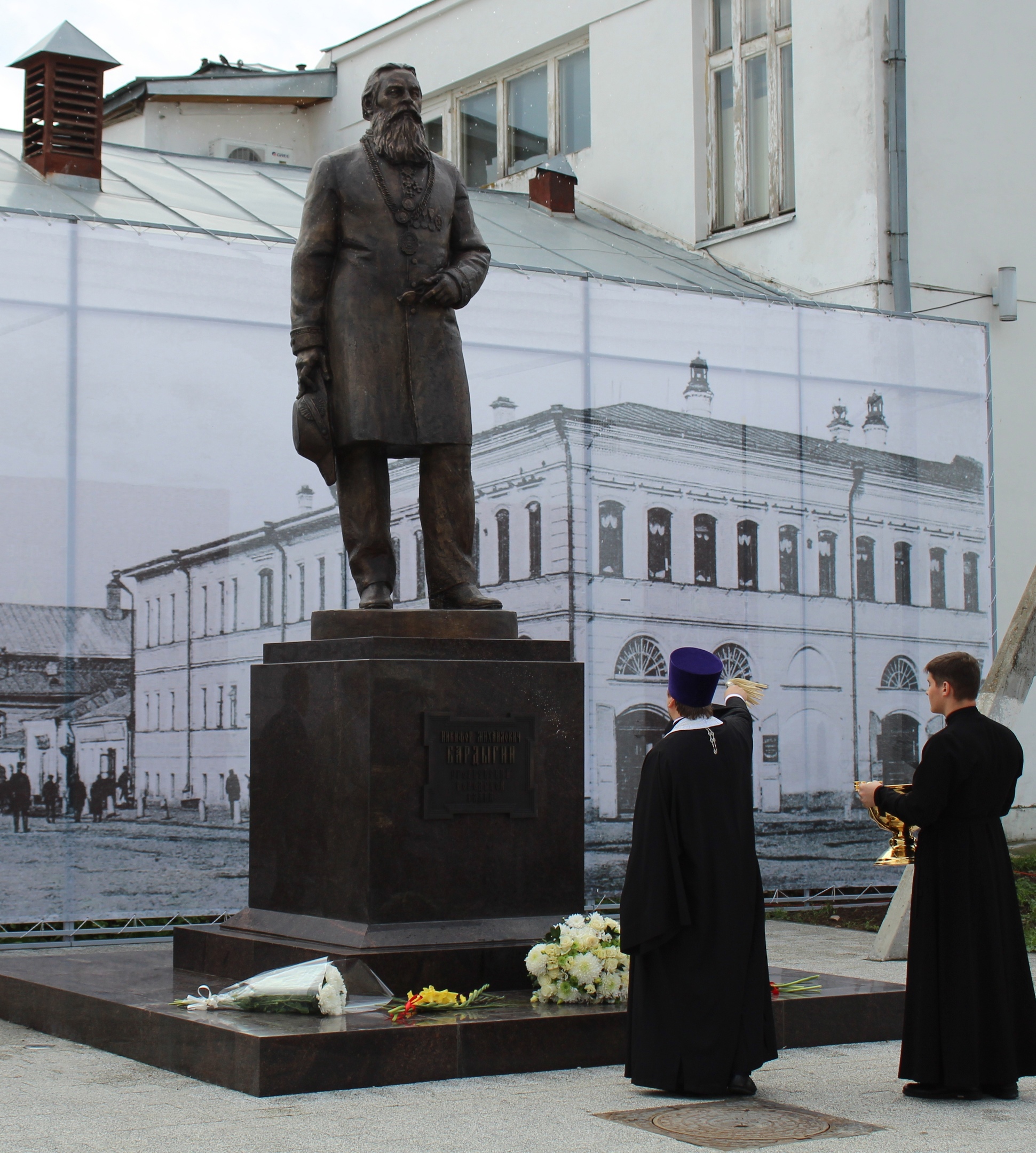 Памятник первому голове установили в Егорьевске