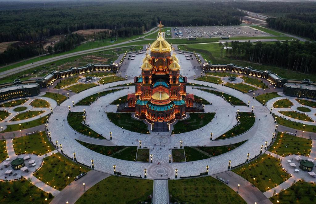 Храм посвящен 75-летию Победы в Великой Отечественной войне, а также ратным подвигам русского народа во всех войнах