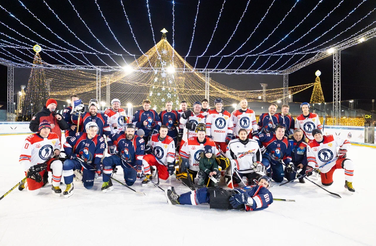 Гала-матч по хоккею «Сила льда» в парке «Патриот» посетили около 3000 человек
