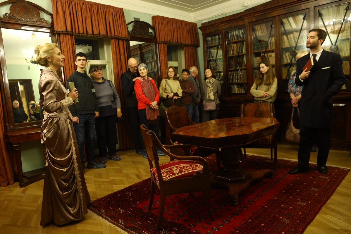 Более 1500 человек посетили музей-заповедник «Горки Ленинские» в рамках «Ночи искусств»  