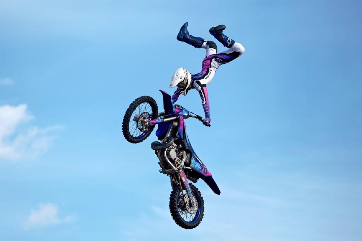 Команда мотофристайла FMX13 выступит в Сергиевом Посаде и Балашихе