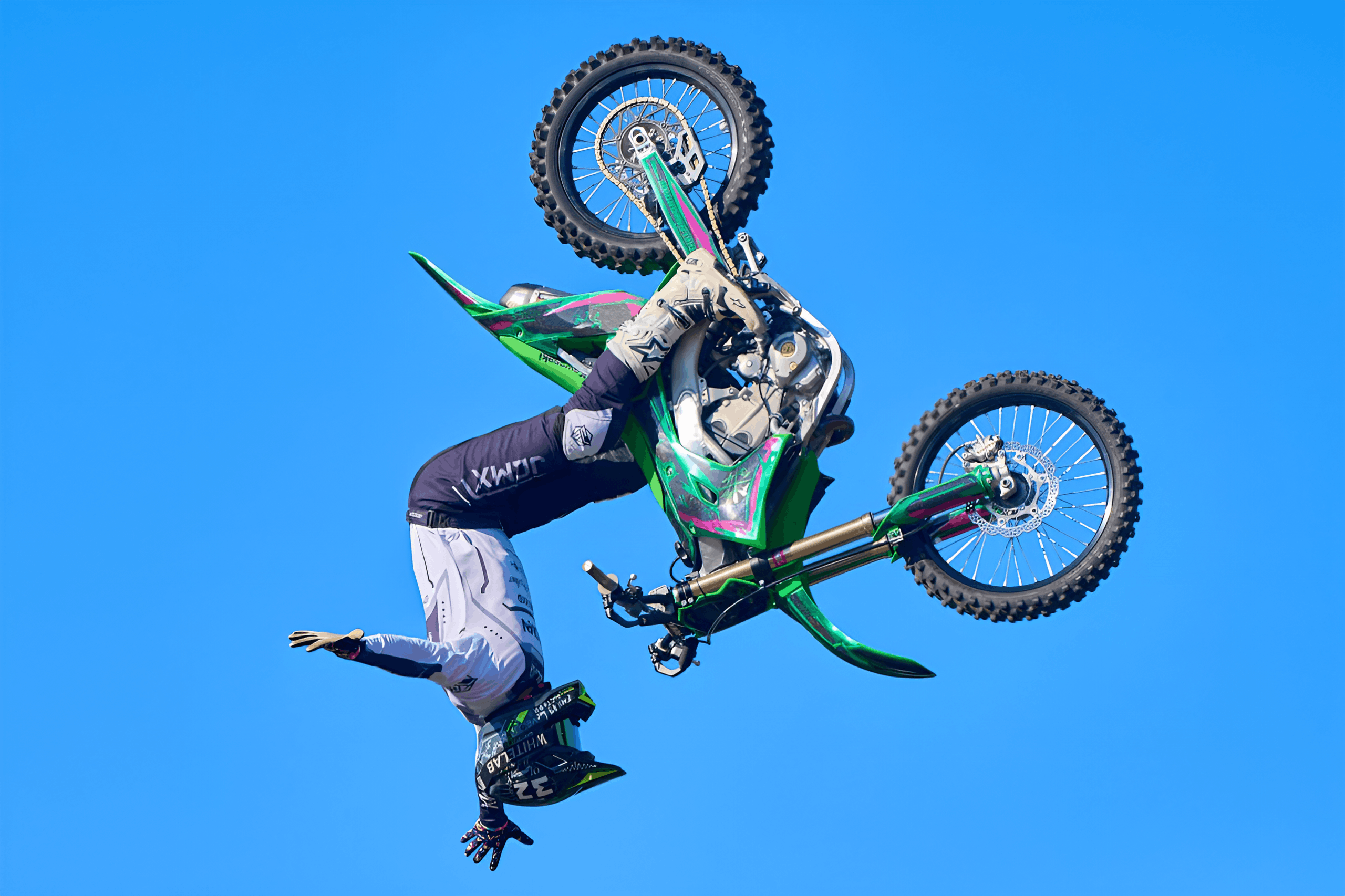 Команда мотофристайла FMX13 выступит в Дубне