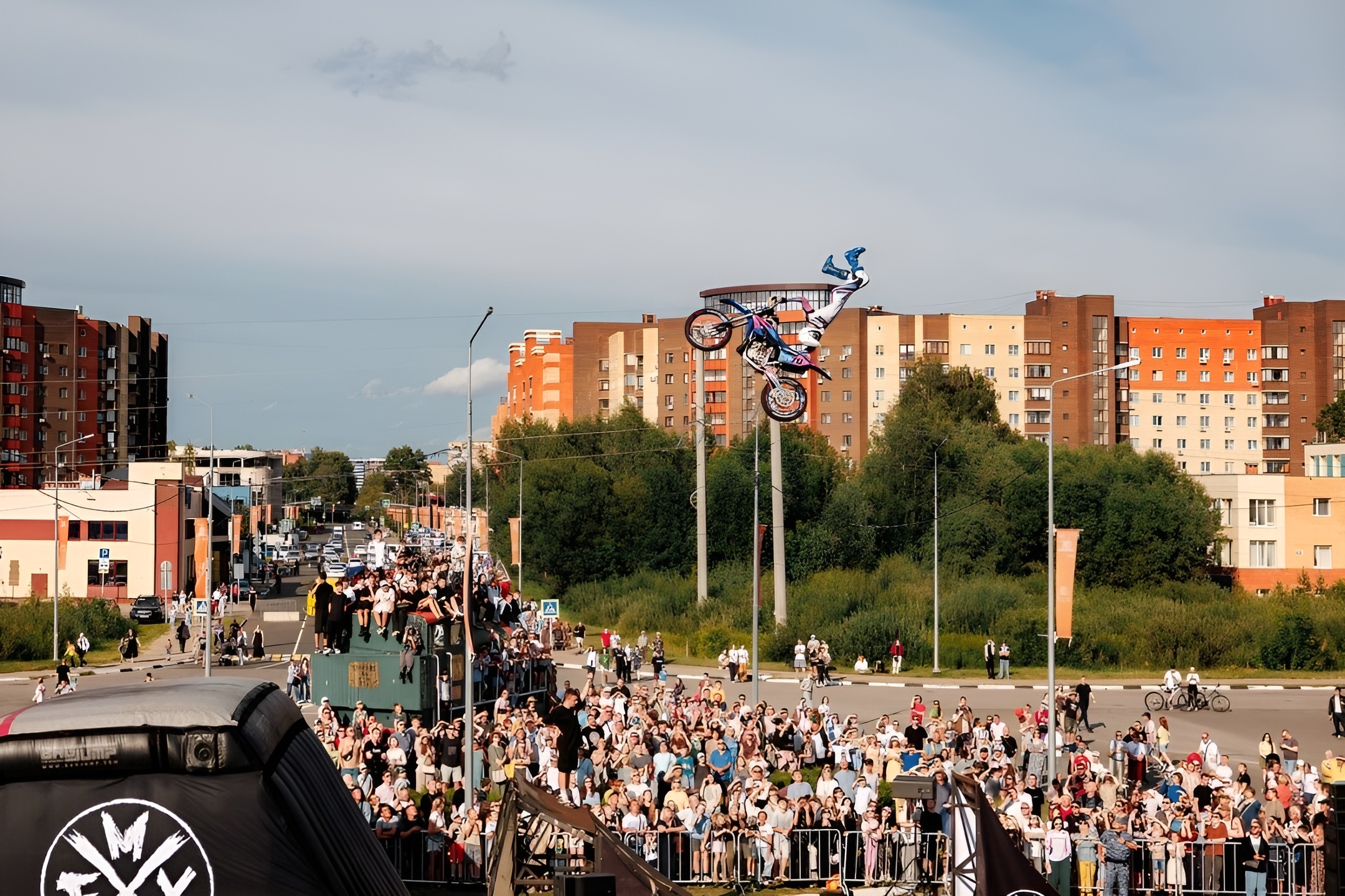 Выступления команды мотофристайла FMX13 привлекли  более 45 тысяч зрителей