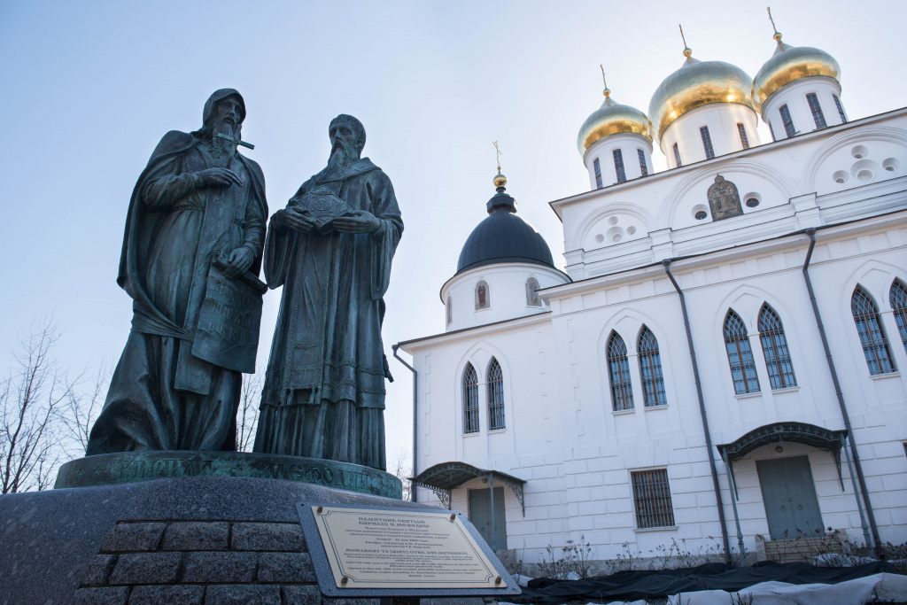 Дмитров — Сергиев Посад: резиденция князей, усадьба творческой интеллигенции XIX века и дом енота